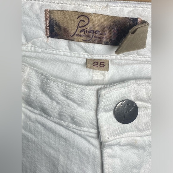 PAIGE | White Denim Jeans | Size 25 - Picture 5 of 8